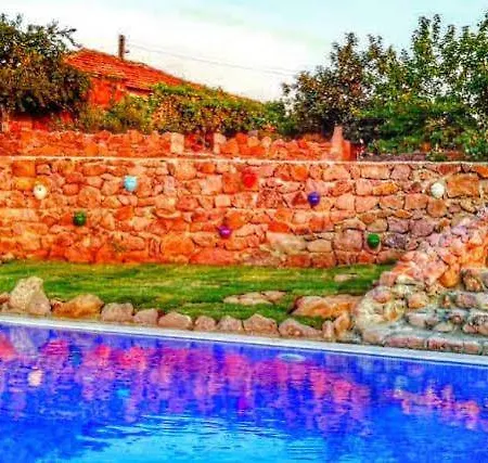 Gulnar Sultan Tas Konak Love hotel *