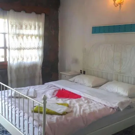 Gulnar Sultan Tas Konak *