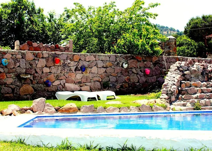 Hotel del amor Gülnar Sultan Taş Konak Dikili