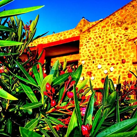 Gulnar Sultan Tas Konak Motel para Casais Dikili