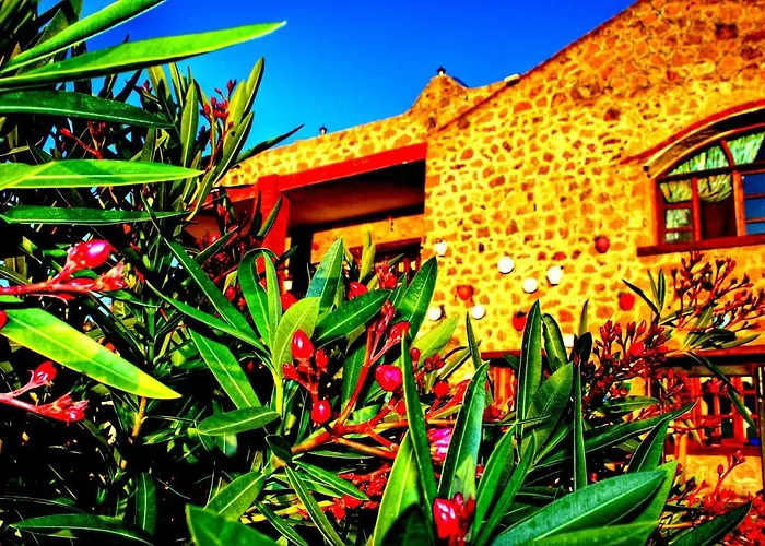 Gulnar Sultan Tas Konak Motel para Casais Dikili